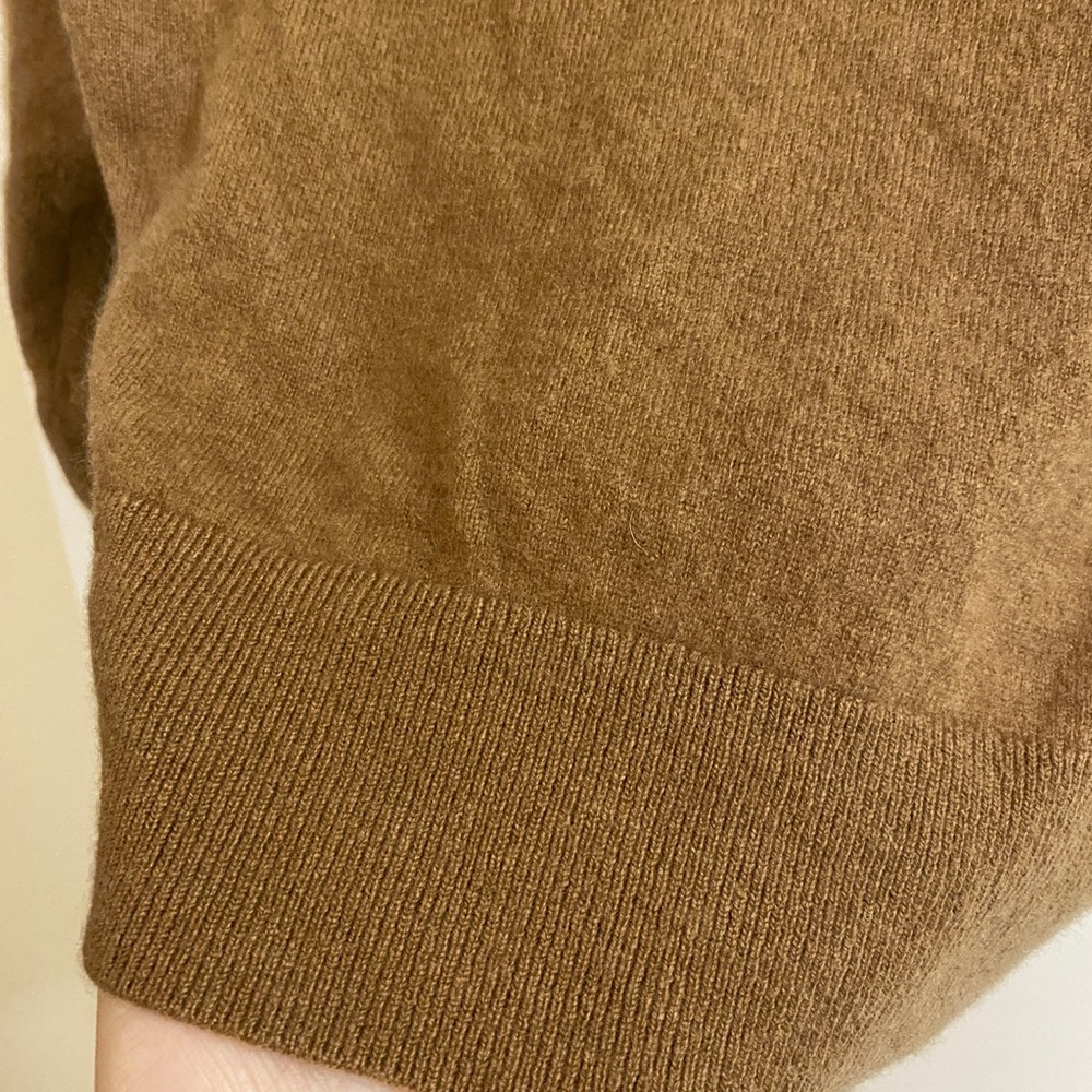 Aritzia Wilfred Liteluxe Cashmere Turtleneck Sweater Tan XS - Picture 4 of 7